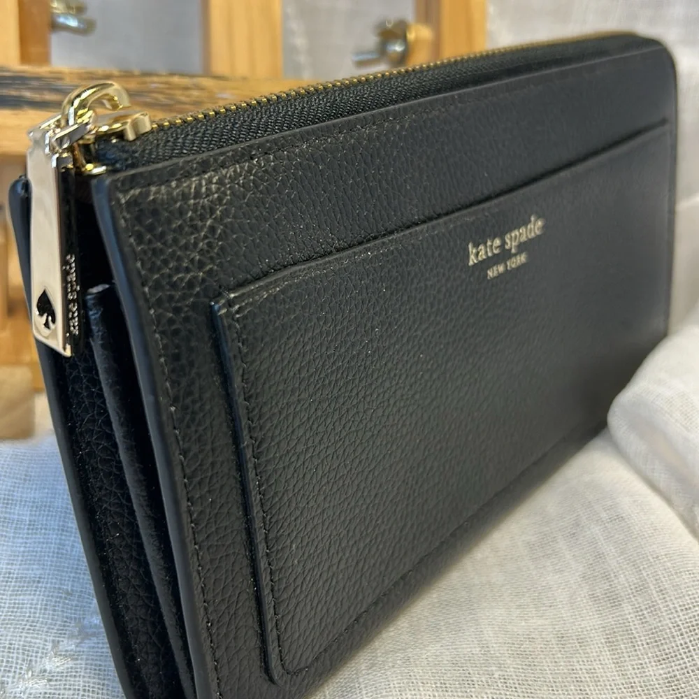NWOT Kate Spade leather large wallet